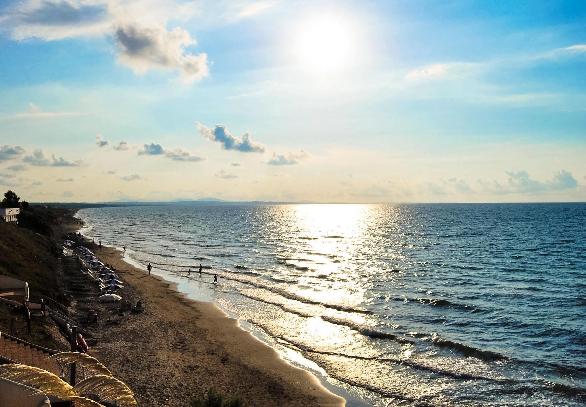 La Plage Noire Resort Marina di Sorso Luaran gambar