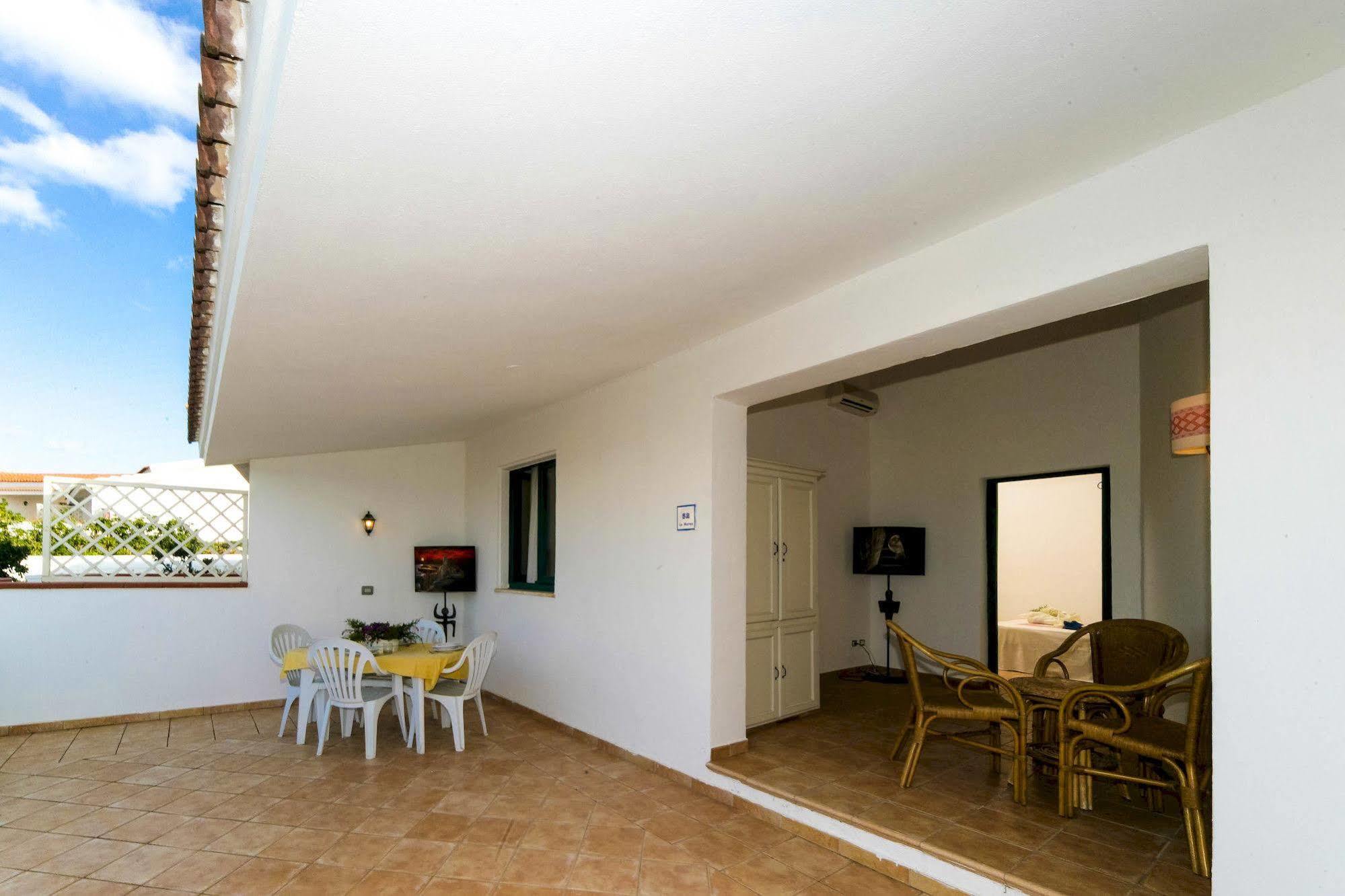 La Plage Noire Resort Marina di Sorso Luaran gambar